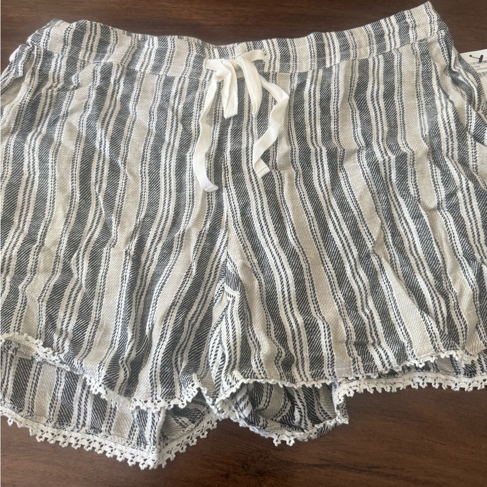 Women’s pull on twill shorts - Nordstrom’s Rack